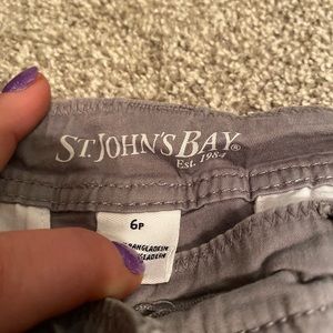 St. John’s bay gray capris